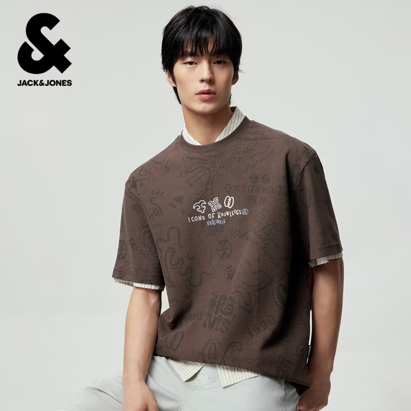 杰克·琼斯（JACK&amp;JONES）男装短袖T恤上衣衣身图案满印百搭时尚舒适罗纹圆领宽松226201151 E08米灰棕 M （175）