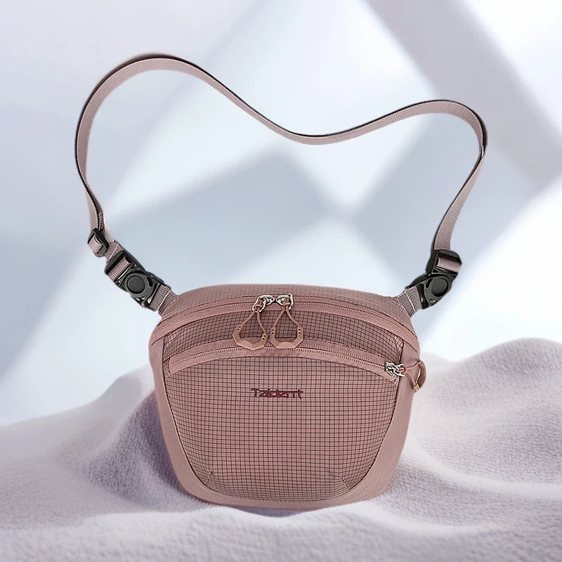 2026新款斜挎包女轻便休闲包单肩包感通勤户外拎包防水旅游 珊瑚粉