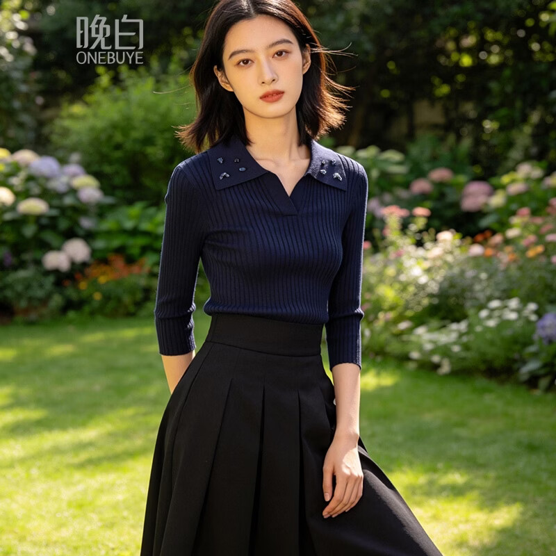 晚白2026年春款经典手工钉珠翻领坑条上衣弹力修身亲肤柔软针织衫女 深蓝色 M