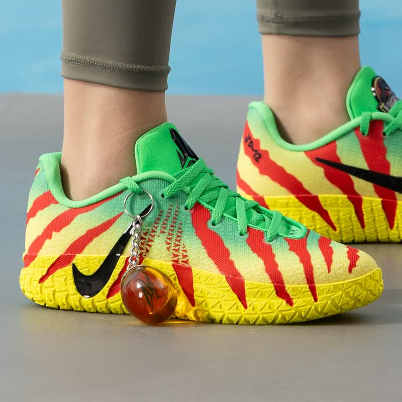 耐克（NIKE）女鞋童鞋 2026新款夏季篮球鞋实战训练缓震场上比赛青少年运动鞋 IV2627-300 36 4Y