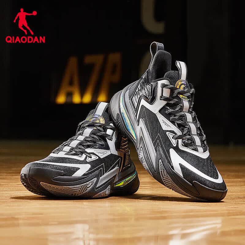 乔丹男篮球鞋毒牙TEAM实战青少年男鞋夏季新款防滑耐磨运动鞋 黑色/银色(XM15240104) 41