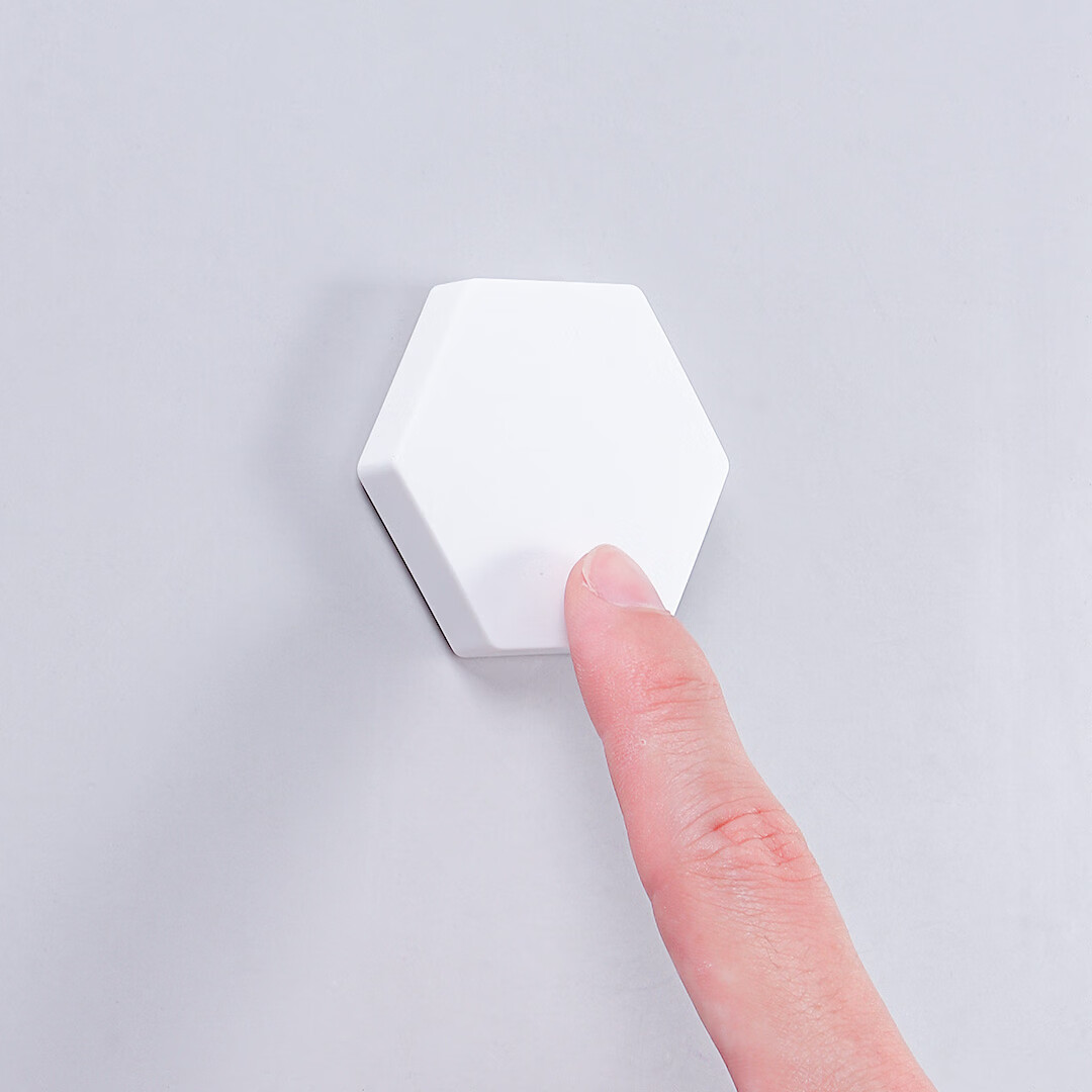 平头熊已接入手机APP无线蓝牙开关按钮随意贴免布线遥控开关 无线蓝牙按钮