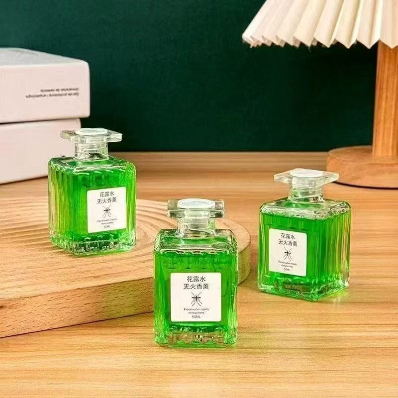 驱蚊花露水香薰香水型持久留香除异味室内家用补充液卫生间厕所 三瓶