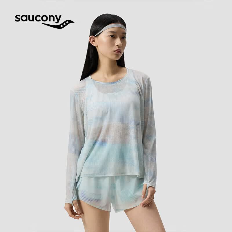 SAUCONY索康尼女子蓝白横条印花后背开衩圆领宽松长袖针织衫