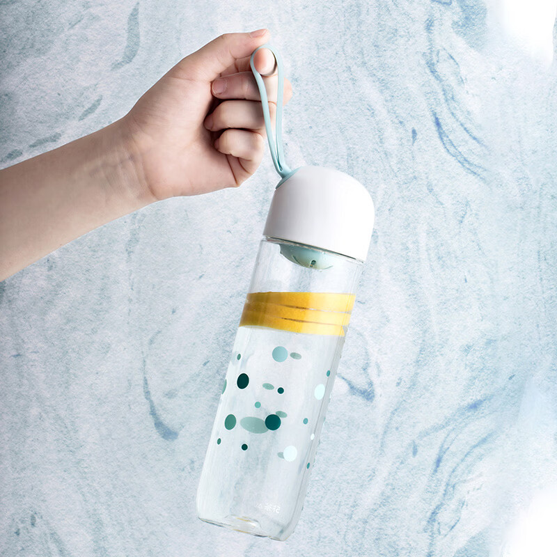 茶花（CHAHUA）tritan水杯男女运动水壶塑料耐高温夏学生儿童学校便携随手杯  薄荷蓝 540ml 【有提绳有茶隔】