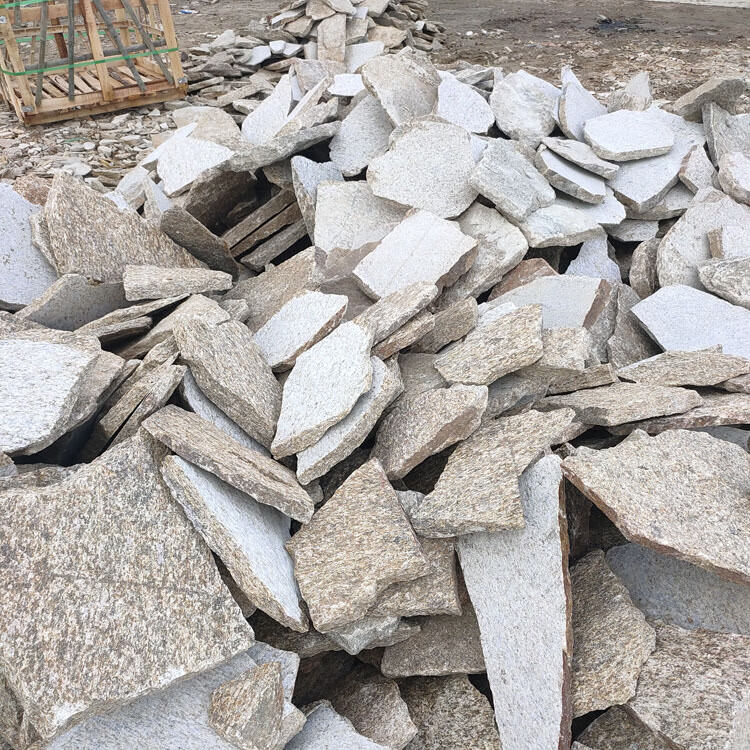 樱姬 黄碎拼石外墙暖黄色乱形文化石芝麻黄垒墙石米黄色片岩石 虎皮黄