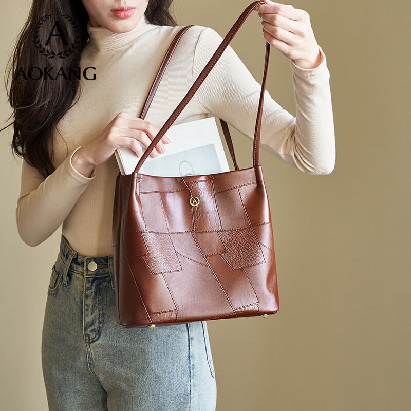 奥康（Aokang）包包女包手提包新款复古托特包印花斜挎单肩包生日礼物高级感实用 艺术拼贴咖啡色-BG703175