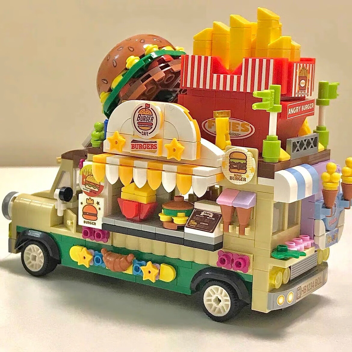 天智星80后怀旧玩具积木美式复古汉堡车解压生日礼物摆件童趣拼装