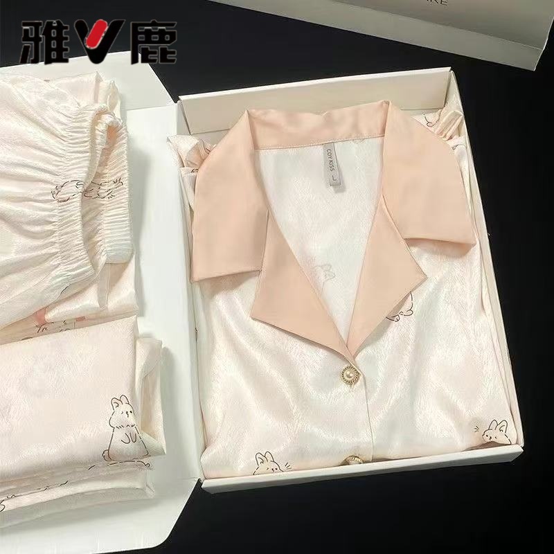 雅鹿三件套夏天冰丝睡衣女短袖短裤加肥加大码胖mm甜美绸缎家居服套装 三件套-白色兔子 XL 建议110-125斤