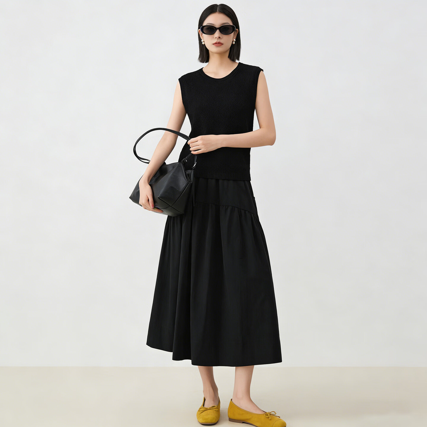 依凡芙夏季轻薄高腰A字伞裙女装新款时尚百搭拼接蛋糕裙遮肉显瘦半身裙 白色 M