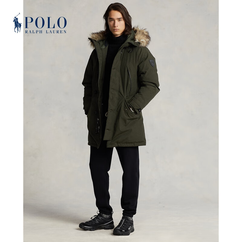 男士冬季如何搭配 Polo Ralph Lauren 经典款羽绒派克大衣？插图