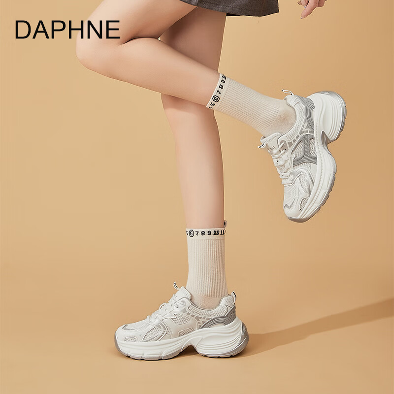 达芙妮厚底透气银色老爹鞋女2026新款春季复古百搭休闲网面跑步运动鞋 白灰色 40