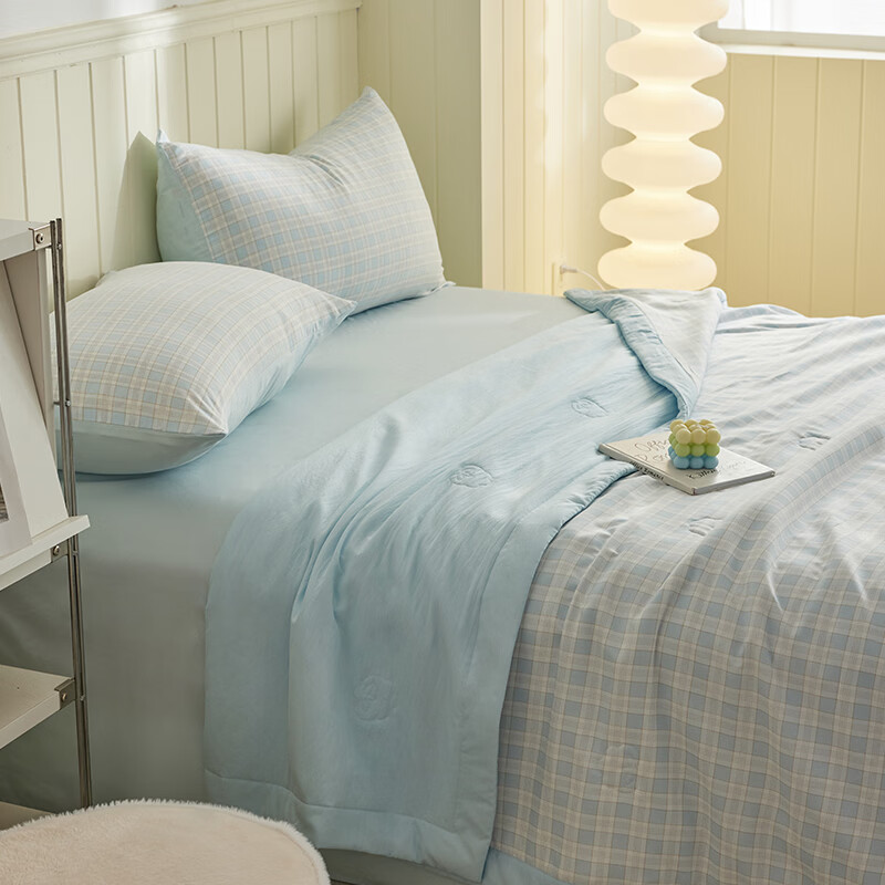 多喜爱（Dohia）夏凉被子空调被芯棉被子春秋四季通用家用卧室透气不闷汗夏凉被子 全棉填充透气夏凉被【格纹蓝】 1.5-1.8米床适用【203*229cm】 夏被