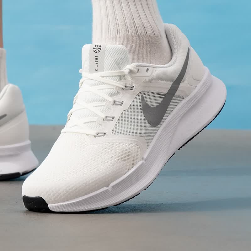 耐克（NIKE）男鞋 2026新款夏季运动鞋RUN SWIFT 3缓震耐磨轻便透气时尚跑步鞋 DR2695-122 40 鞋内长25cm