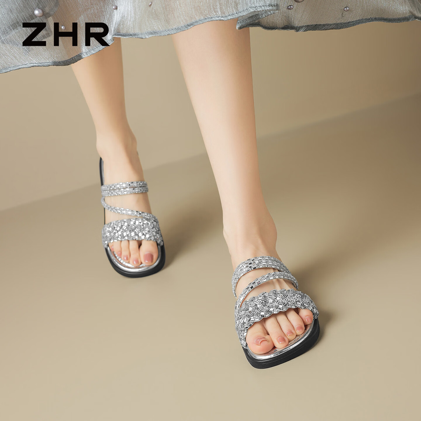 ZHR则则两穿凉鞋2026夏新款女平底拖鞋女水钻交叉带百搭女鞋KN280银色37
