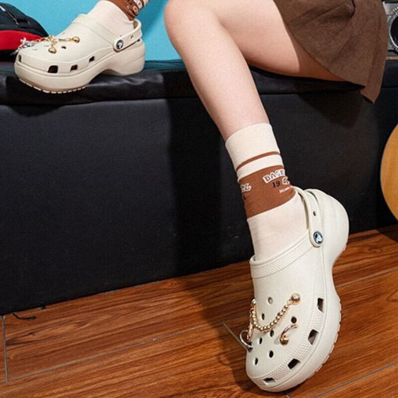 CORCS CROCS卡洛驰经典款云朵洞洞鞋泡芙Clog男女一脚蹬沙滩鞋厚底女鞋凉拖鞋 经典款骨白(含8枚CROCS鞋花) 37-38 =W7