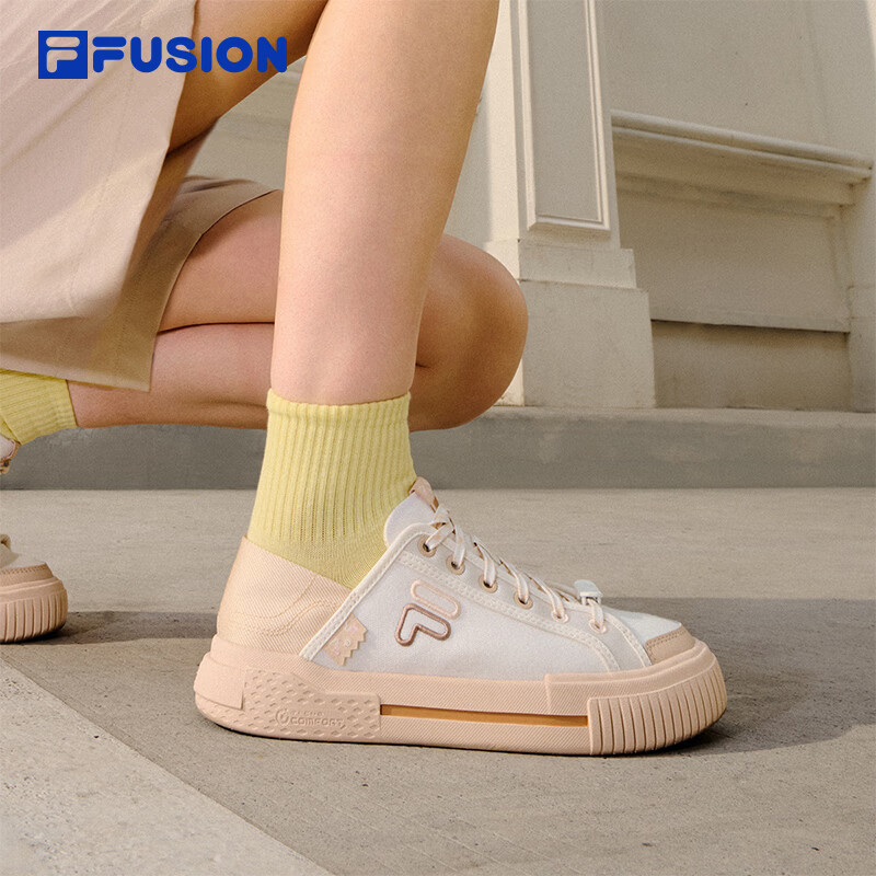 FILA FUSION斐乐鞋子一脚蹬女鞋帆布鞋2026夏新款休闲鞋运动鞋板鞋女 雪白/游牧棕-SN 38