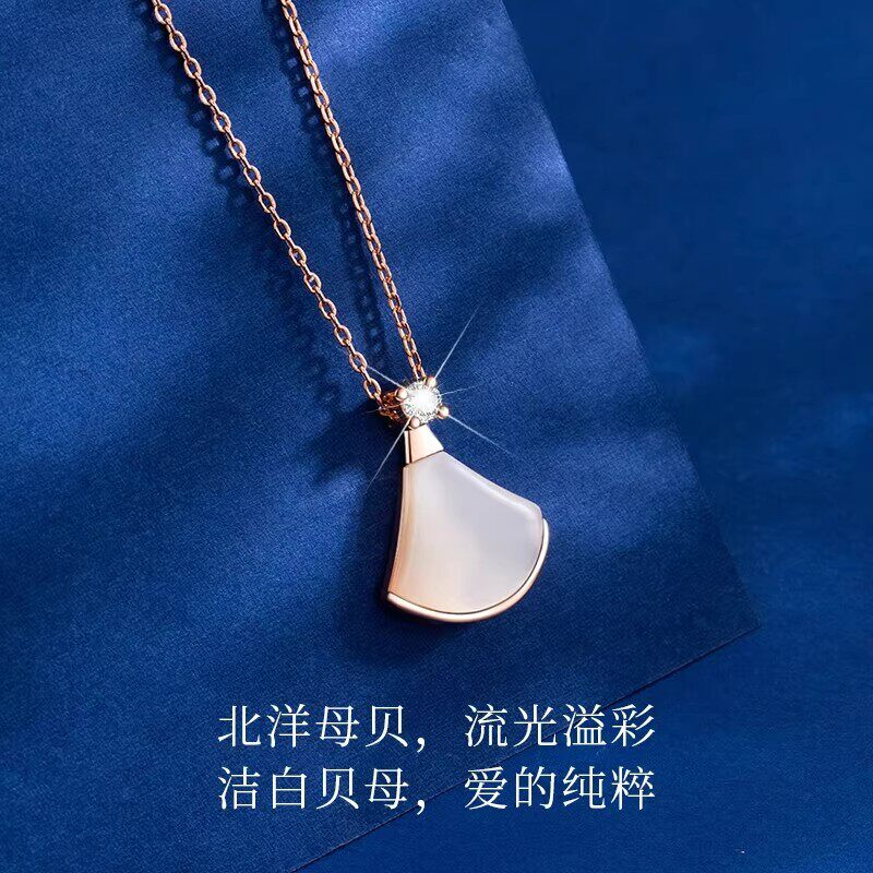 蜜思邻小裙子项链女一贝辈子玫瑰金纯银吊坠三八女神生日礼物送女友 小裙子【玫瑰金色】