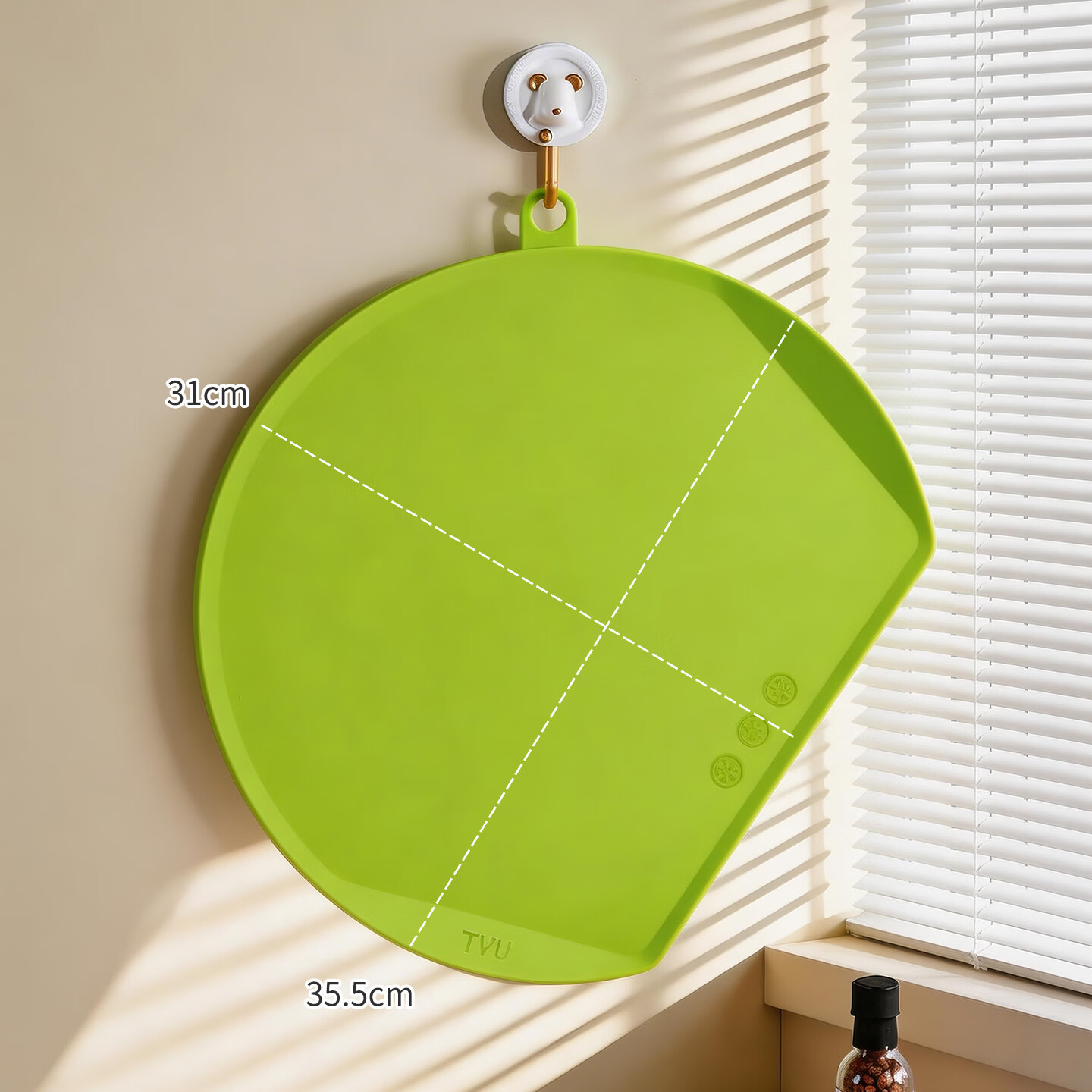 艾仕可（ASCOR）TPU切菜板防霉抗菌家用食品级水果砧板双面可弯曲半圆形辅食刀板 【牛油果绿】100%tpu材质-不发霉无切痕