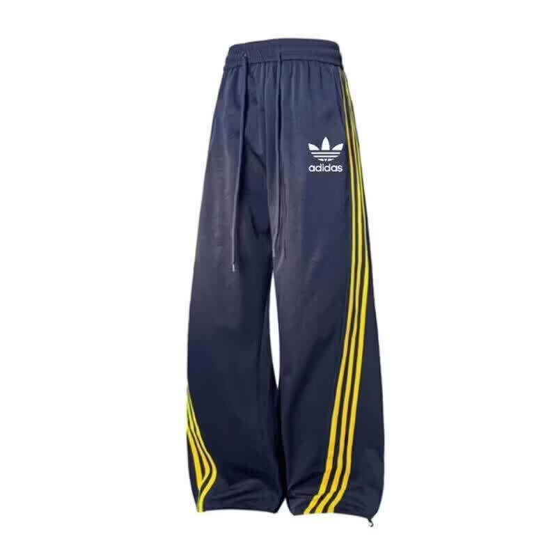 阿迪达斯(adidas)三叶草春夏百搭扭扭裤情侣经典时尚休闲运动裤男女同款直筒裤潮流 阿迪达斯三叶草浅灰 2XL 身高180-185CM 170-190斤