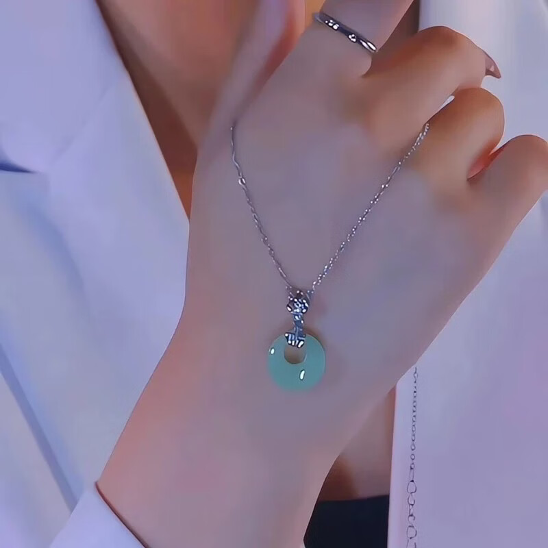 【高端正品】国风简约平安扣项链女轻奢爆款高级锁骨链 【平安扣】链子+吊坠 长约40cm+5cm  宽约1cm