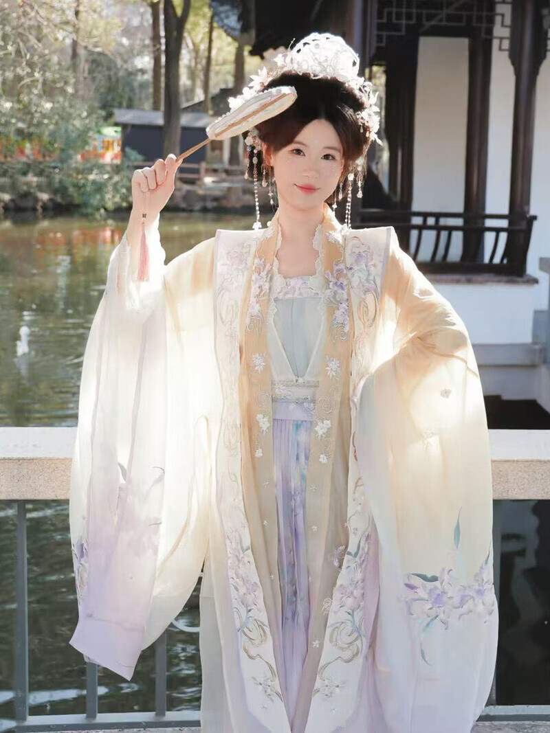 汉虞葵新款宋制汉服女成人古装外大袖对襟衫霞帔套装汉元素改良日常春夏 【玉鸢】外大袖+对襟衫+吊带+襦裙+霞帔 S
