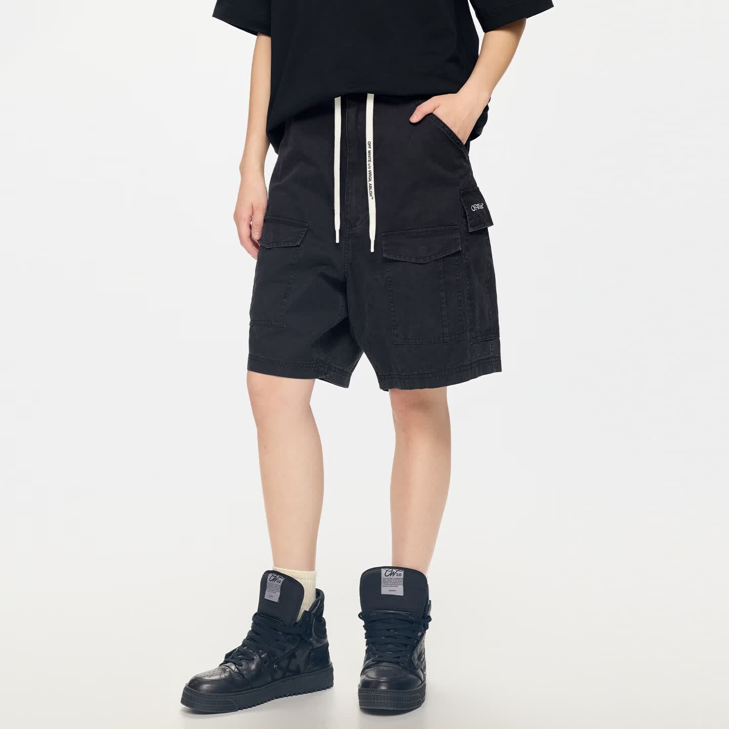 OFF WHITE™夏季情侣新款字母印花工装短裤男女同款直筒宽松休闲裤子 黑色 L