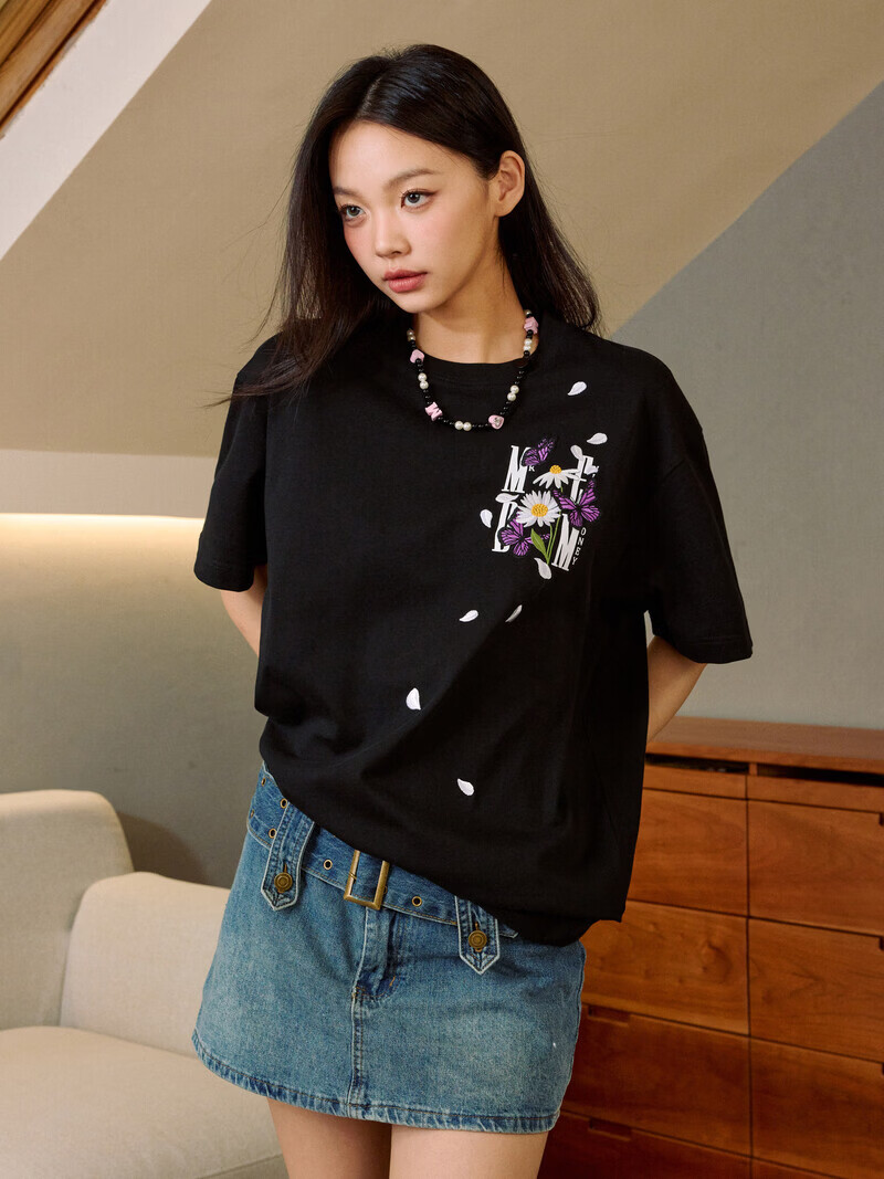 MEDM飘落花瓣蝴蝶刺绣短袖t恤男夏季宽松情侣上衣圆领半袖潮流tee 白色 (现货) XL (三标齐全)