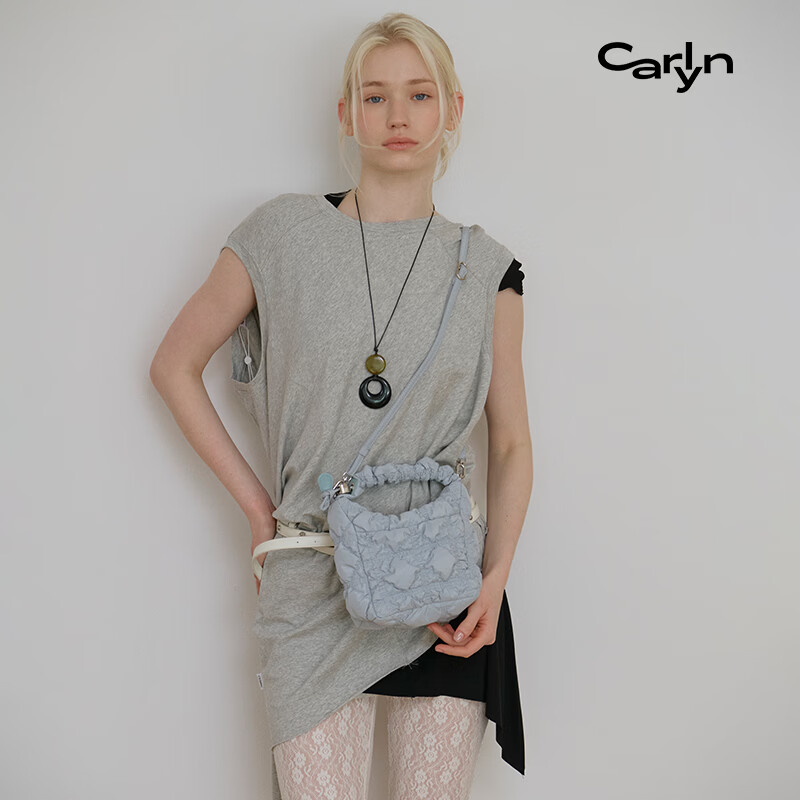 CARLYN WAY 2026春夏新款韩国小众设计云朵饭盒百搭斜挎单肩包手提小包 雾蓝色FB