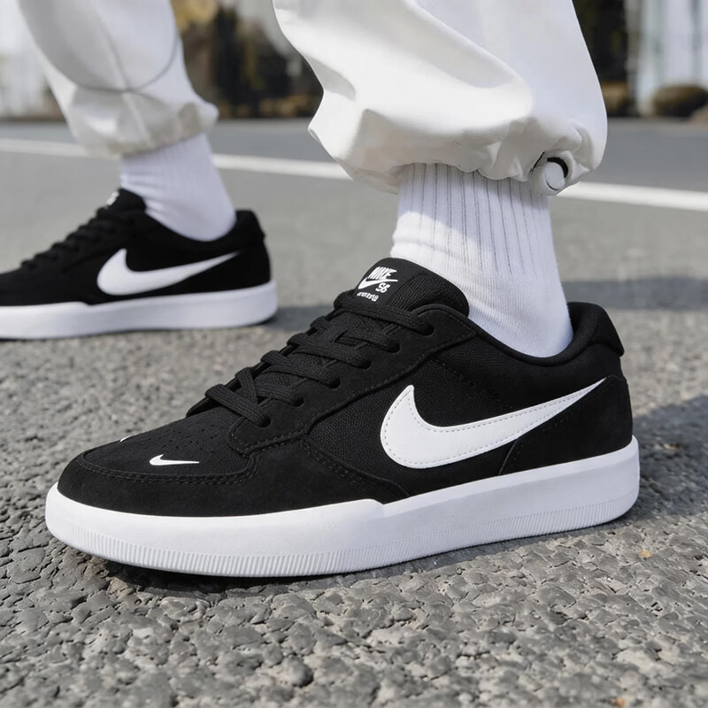 耐克(NIKE)男鞋 2026夏季新款运动鞋子时尚户外休闲鞋透气轻便耐磨低帮板鞋 黑/白/SB FORCE 联系客服推荐尺码 43
