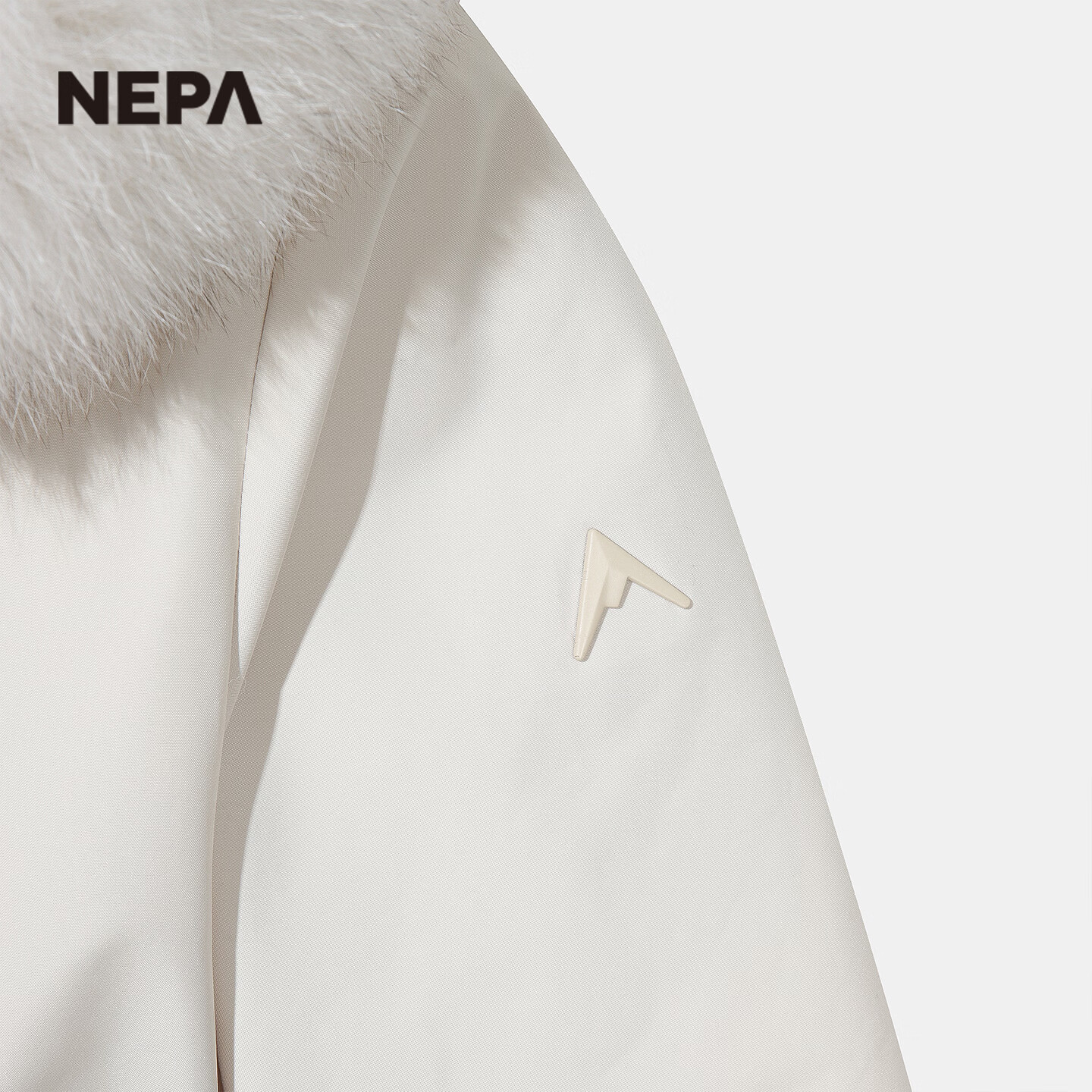 NEPA耐葩户外秋冬女士羽绒服保暖连帽羽绒服CL82062 浅米色 D11 XS (90) 160/84A