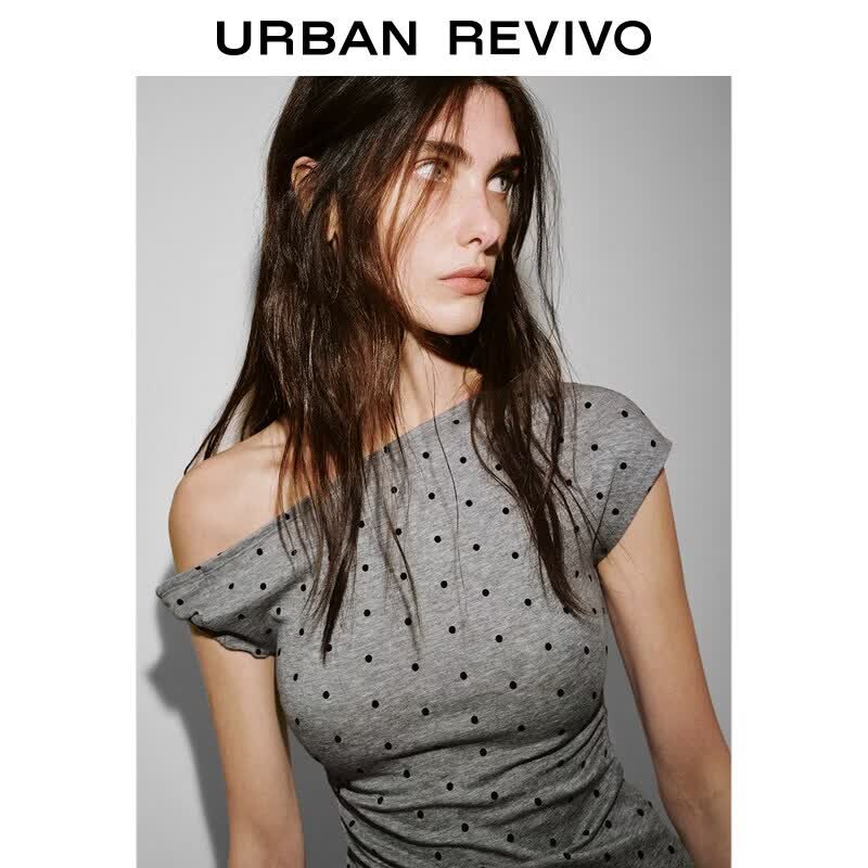 UR2026春季新款女装气质复古斜肩波点扭结修身T恤UWM460093 冷灰印花 S