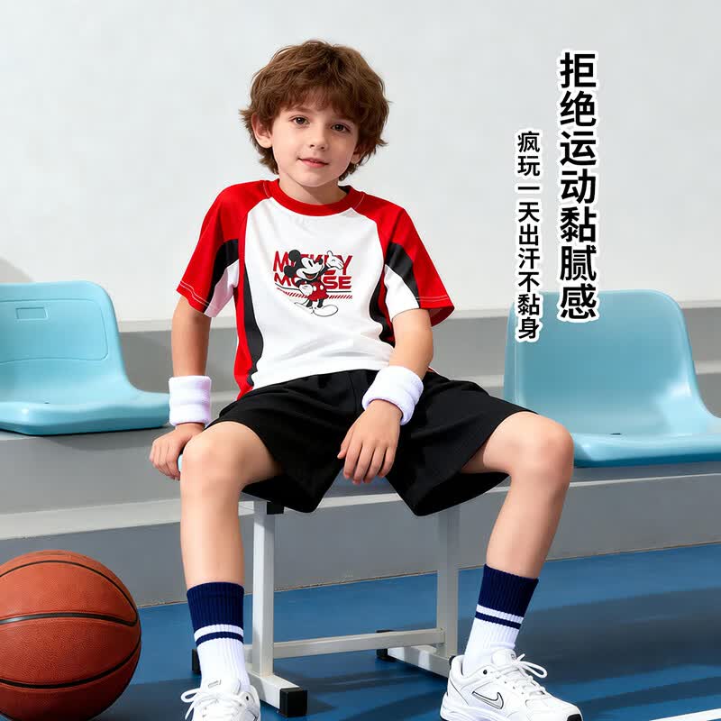 迪士尼（Disney）男童夏季新款透气休闲运动套装短袖T恤短裤撞色米奇凉感两件套 黑红撞色 150 (建议10-12岁身高140-150cm)