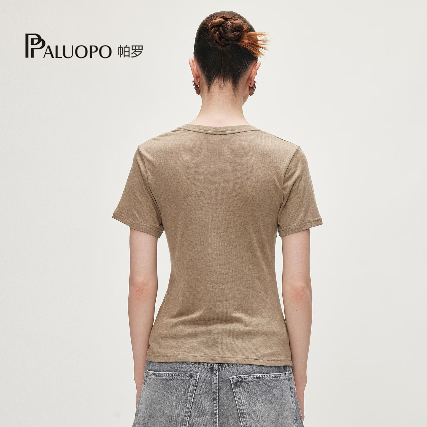 帕罗（PALUOPO）简约纯色百搭针织莱赛尔圆领短袖T恤女2026夏季新款修身打底衫 卡其色 M