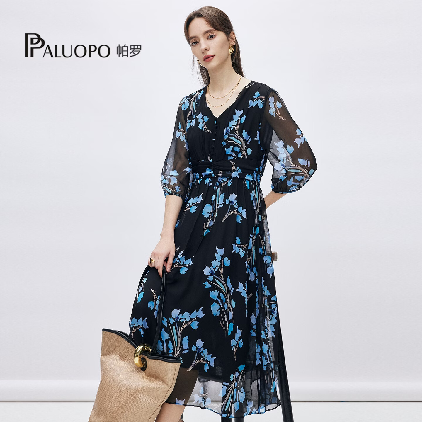 ���ޣ�PALUOPO����14ķ�����䡿2026���¿�Ůװ��˿����ȹV���߷���ӡ���黨ȹ�� ����ɫ M 499Ԫ
