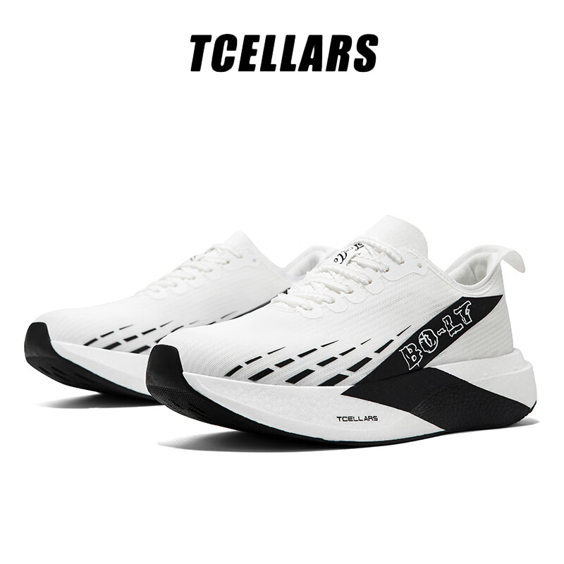Tcellars跑步鞋2026夏季新款防滑轻便通勤训练百搭休闲鞋专业跑鞋 熊猫白 39