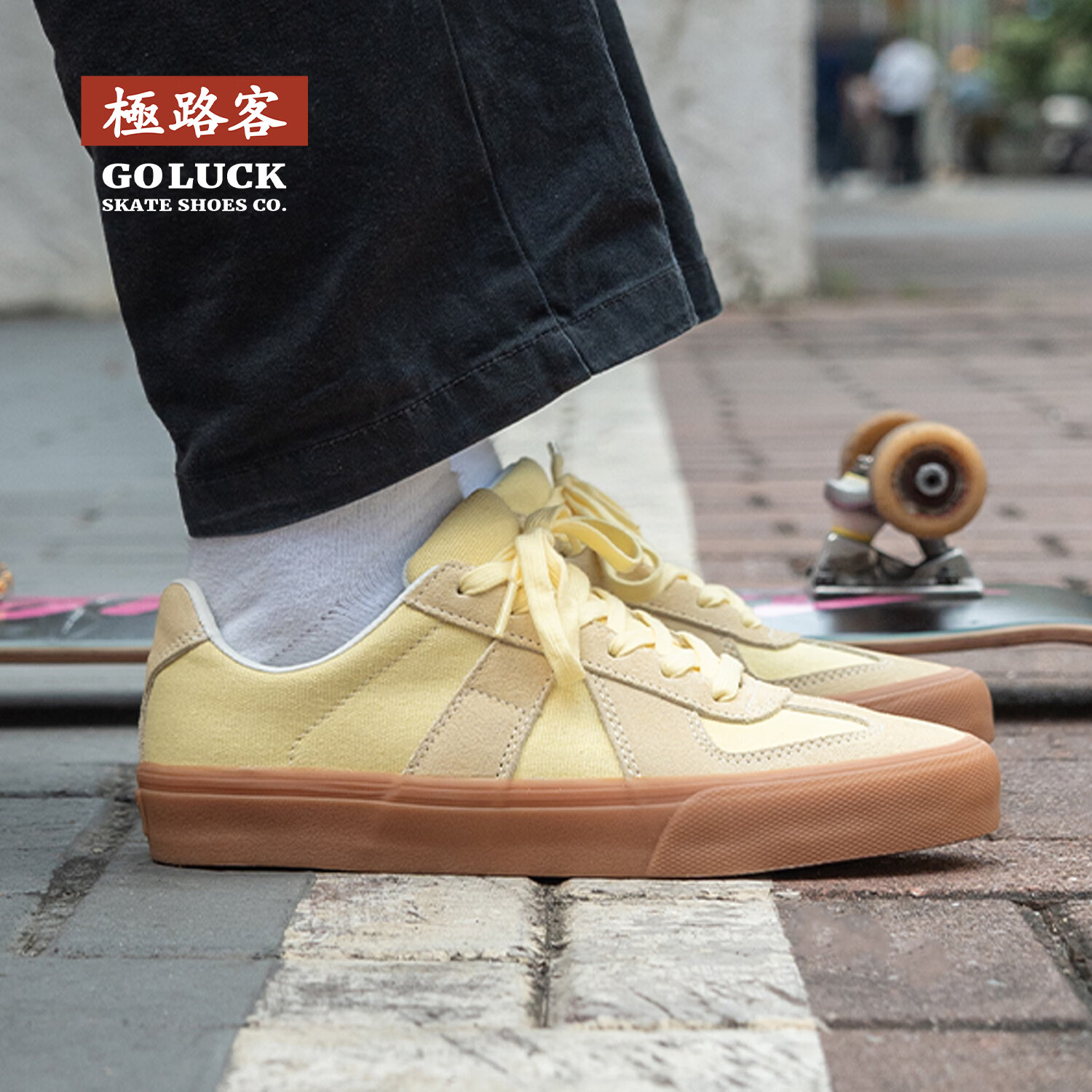 极路客新款美式复古德训鞋小白鞋德训男鞋女鞋板鞋耐磨专业滑板鞋 黑色 41