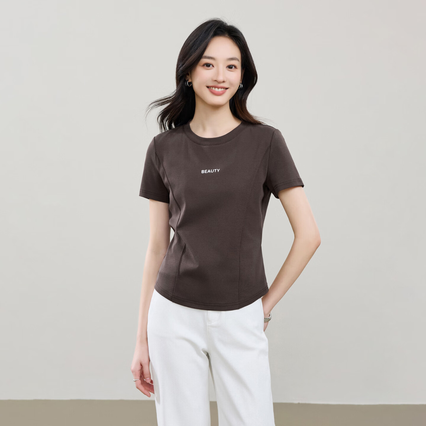 逸阳(ESE-Y)小蛮腰短袖t恤女2026年夏新款修身正肩显瘦打底圆领内搭上衣 云白色 L