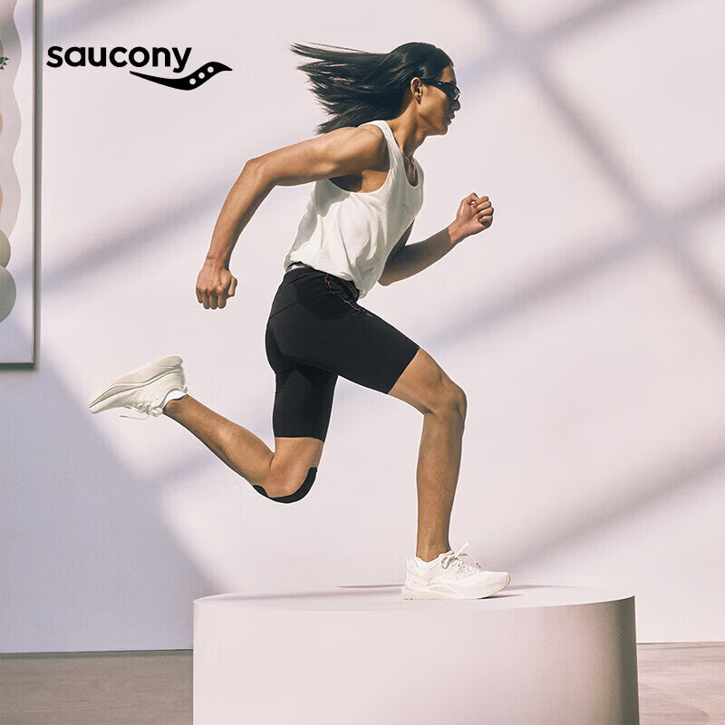 SAUCONY跑步艺术家男子干爽舒适高弹力无束缚紧身四分裤