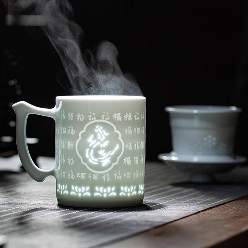 御嘉斋景德镇泡茶杯玲珑影青雕刻茶杯专用茶水分离带盖办公杯可定制礼物 百福鼠可定制礼品 450ml【个人.企业均可定制]