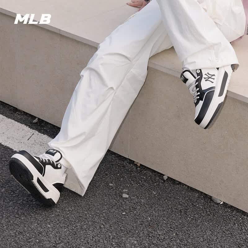 MLB鞋子男女情侣同款通勤复古厚底增高学长鞋26新款网眼透气运动板鞋 纽约洋基队/黑色SXM07 36.5