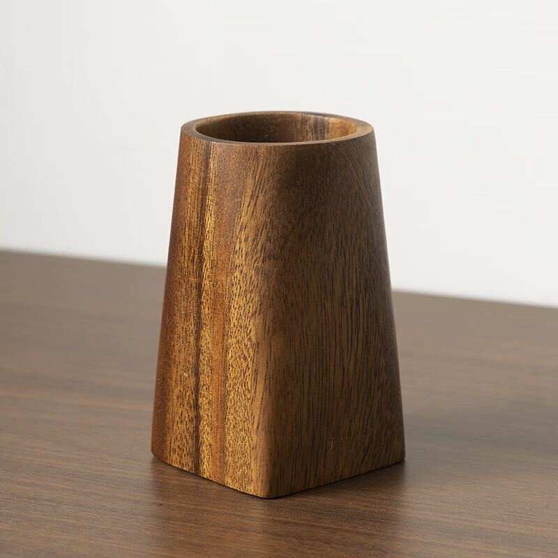 雕刻红尘木质笔筒黑胡桃木质笔筒创意实木收纳盒办公室个性桌面摆