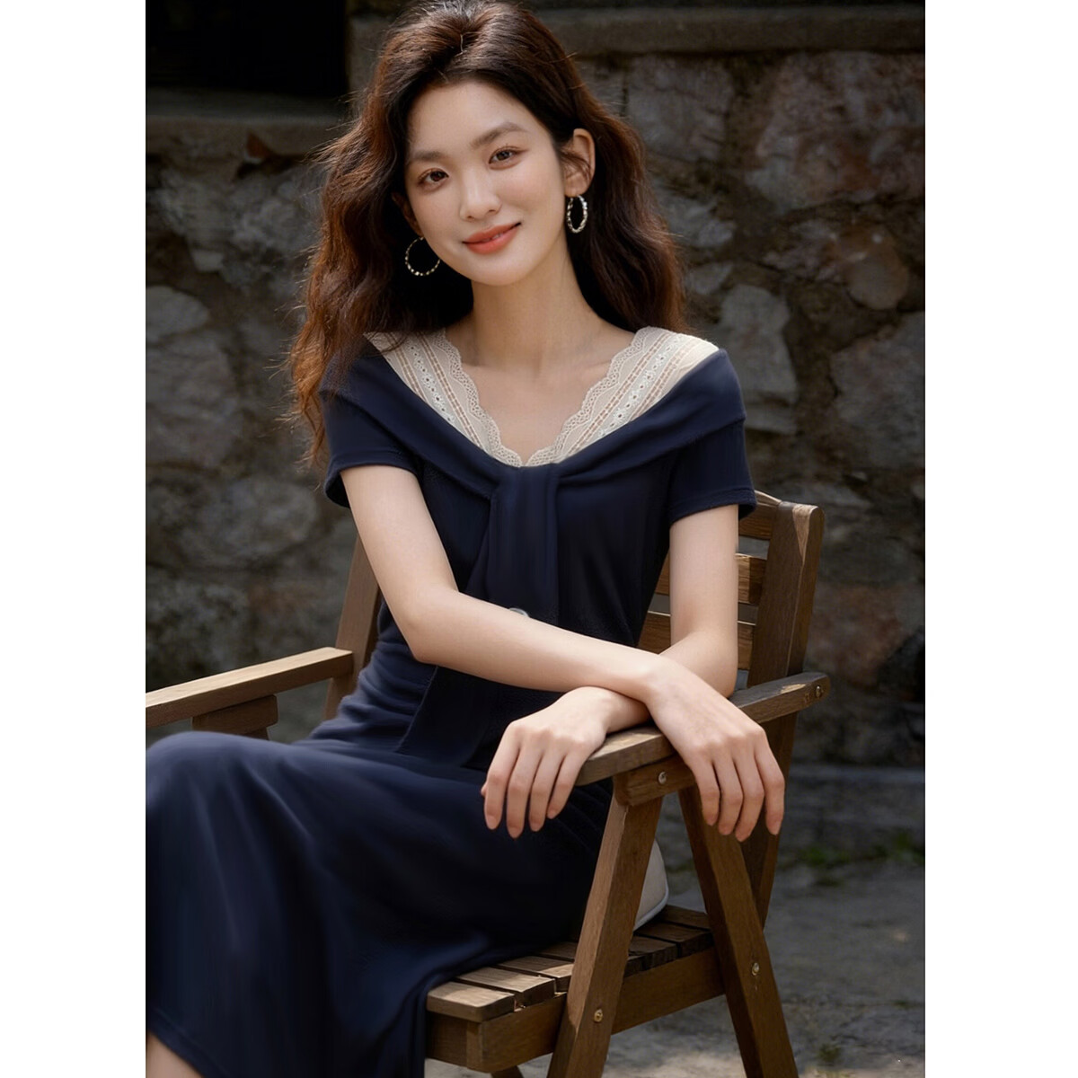 德玛纳【海上假日】夏季V领系带蕾丝花边褶皱收腰显瘦连衣裙女小个子