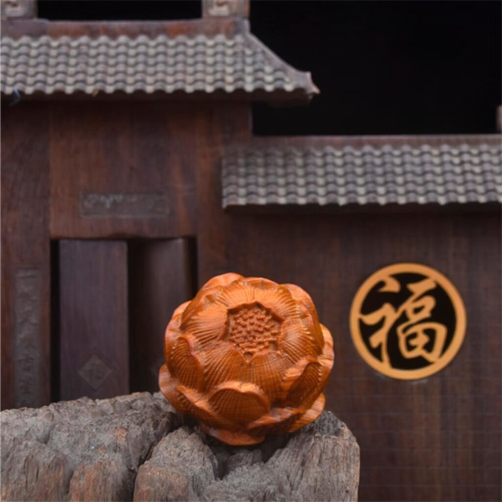 小木緣生太行崖柏蓮花佛蓮文玩手把件男實(shí)木雕刻裝飾盤玩陳化老料擺件
