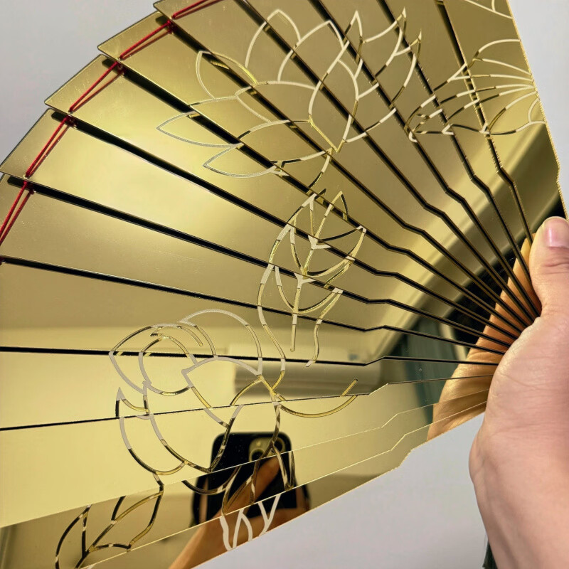 鬼灭之刃周边童磨金色亚克力折扇雕刻莲花高还原度折扇童磨cos扇 童磨扇子两把(雕刻花纹) 大号款//28cm左右