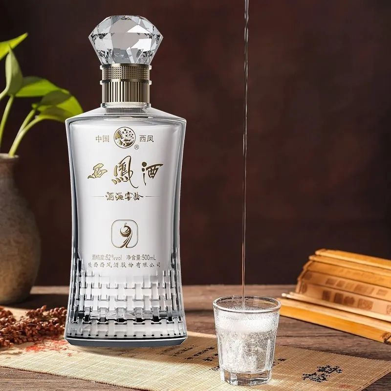 西凤酒 凤鸣九州 52度 纯粮食高度凤香型白酒宴请送礼 52度 500mL 6瓶 52度 500mL 2瓶 凤鸣九州