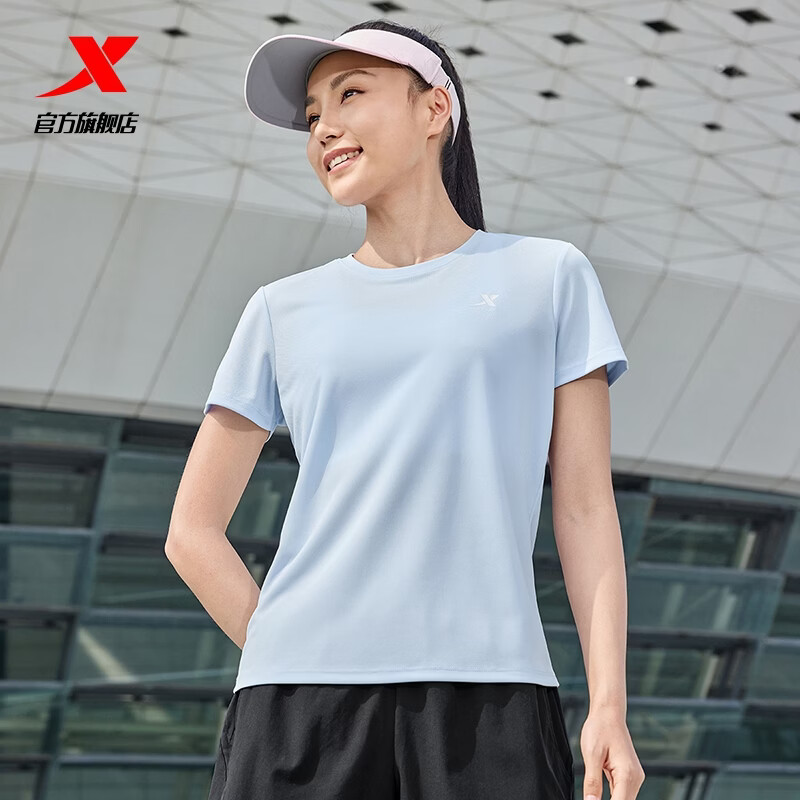 特步（XTEP）运动t恤衫短袖男夏装新款跑步速干衣薄款健身服半袖 清水蓝-女 L