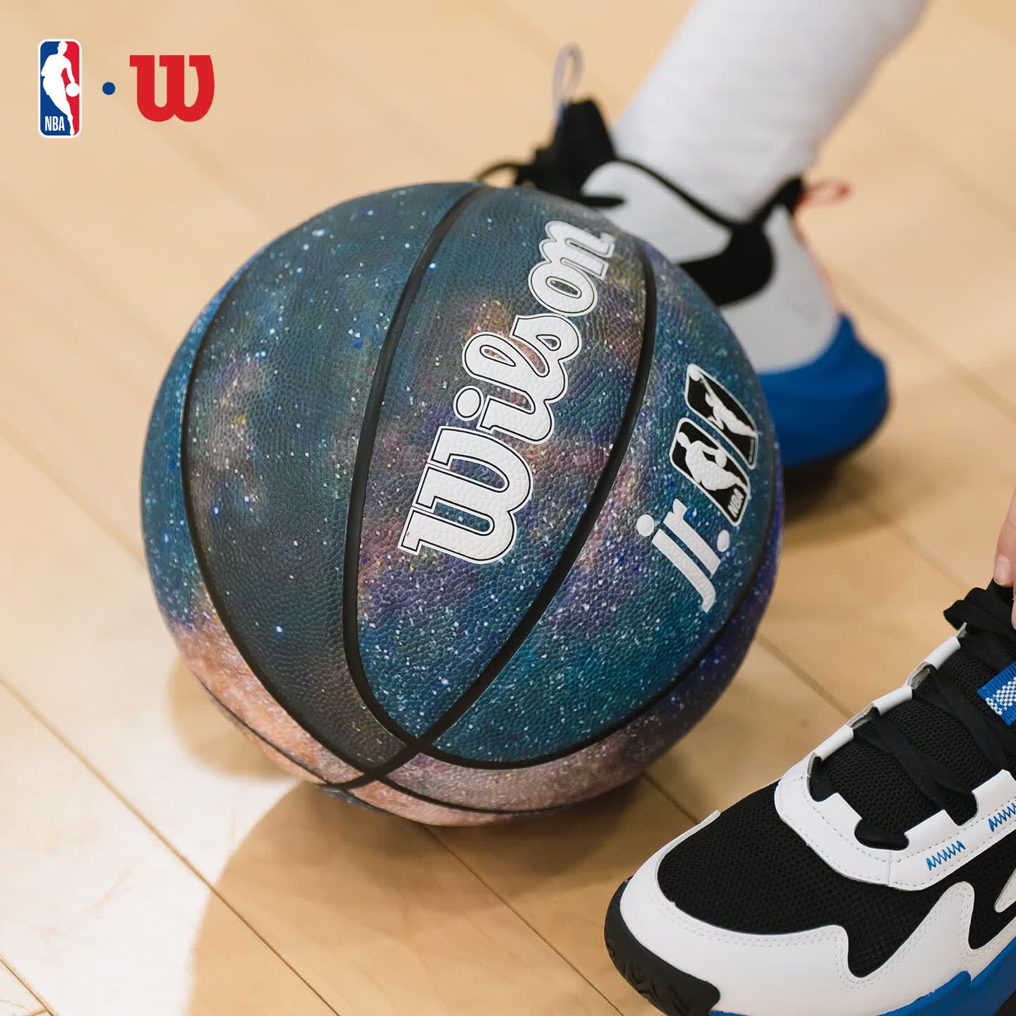 Wilson威尔胜JR NBA星空配色室内外青少年儿童礼物5号篮球小学6-12岁