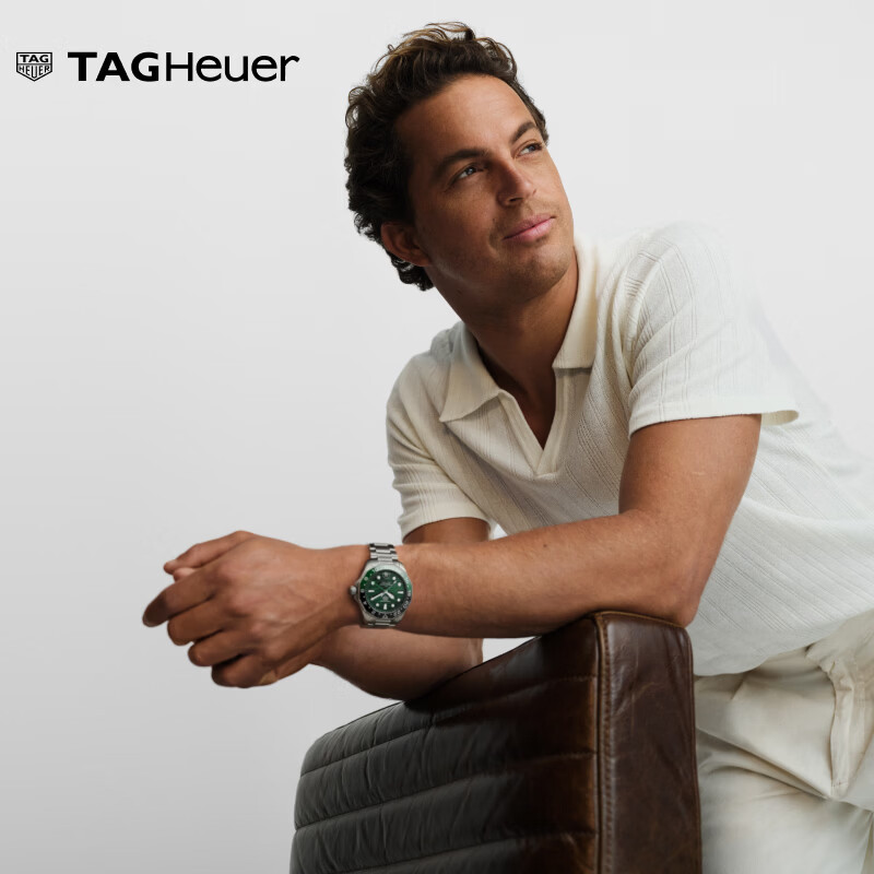 泰格豪雅TAG Heuer【明星同款】瑞士手表竞潜系列天文台认证GMT两地时机械 WBP5115.BA0013