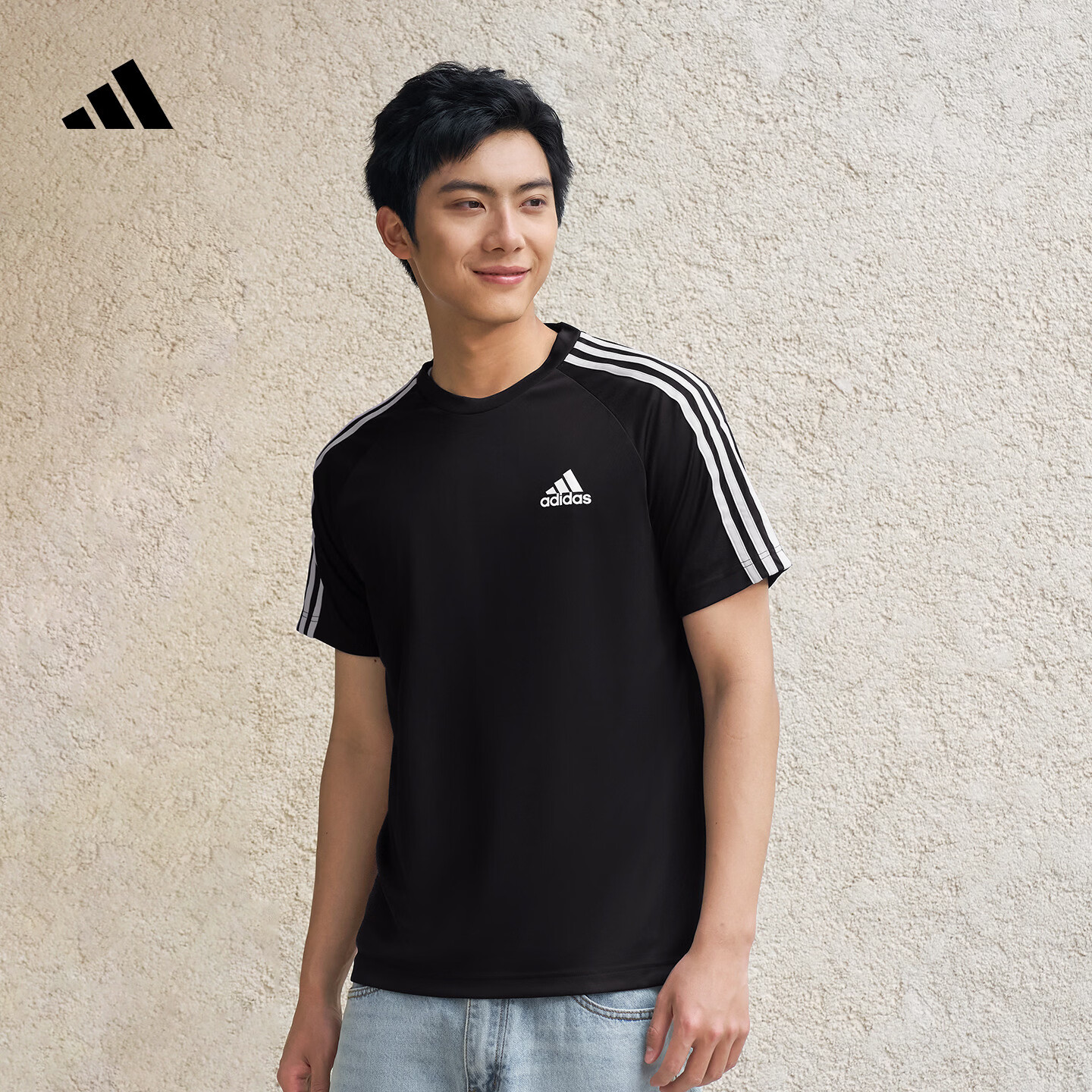 adidas三条纹舒适圆领休闲短袖T恤男夏季阿迪达斯官方轻运动   白色   M